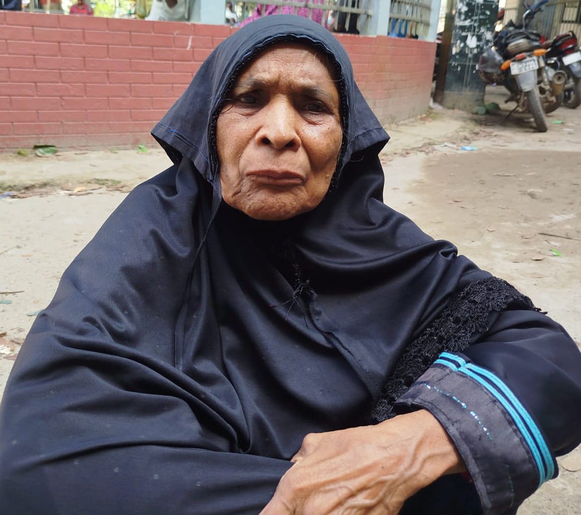 বিধবা  রহিমার  ভাগ্যে ৮০ বছর বয়সেও জোটেনি বয়স্ক ভাতা